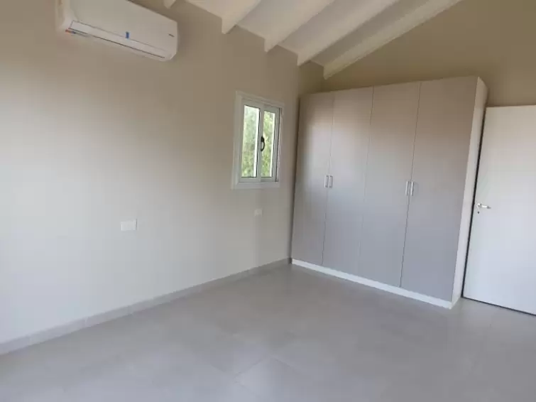 EN VENTA COMPLEJO DUPLEX 3 DORMITORIOS A ESTRENAR